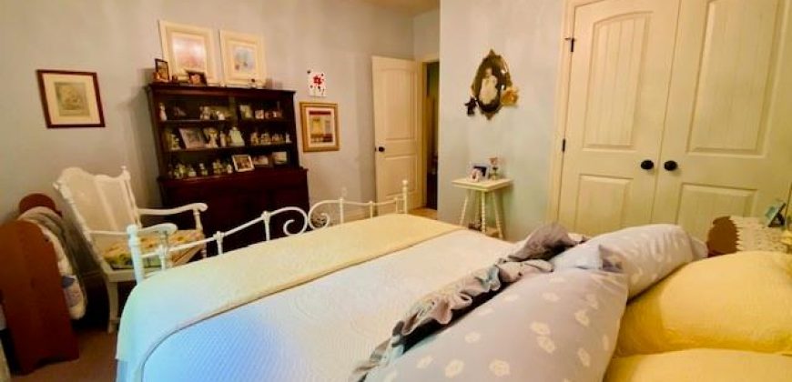 Homes for Sale in Kansas City, MO 64151 | 6217  Green Hills Lane