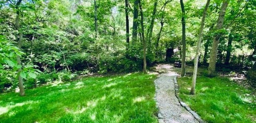 Homes for Sale in Kansas City, MO 64151 | 6217  Green Hills Lane