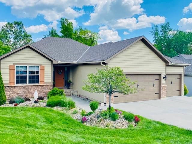 Homes for Sale in Kansas City, MO 64151 | 6217  Green Hills Lane