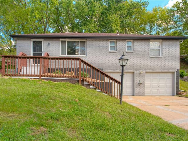 Homes for Sale in Kansas City, MO 64118 | 6937 N Hickory Street