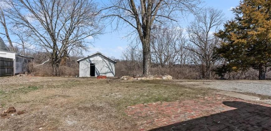 Homes for Sale in Excelsior Springs, MO 64024 | 618  Linn Avenue