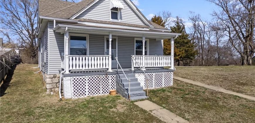 Homes for Sale in Excelsior Springs, MO 64024 | 618  Linn Avenue