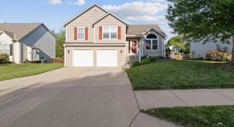 Homes for Sale in Kansas City, MO 64152 | 7732 N Nodaway Avenue