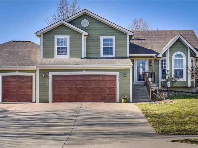 Homes for Sale in Kansas City, MO 64157 | 10605 NE 101st Street