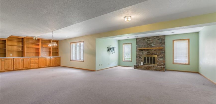 Homes for Sale in Liberty, MO 64068 | 900  Cambridge Circle