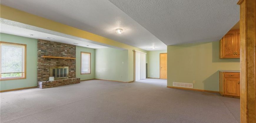 Homes for Sale in Liberty, MO 64068 | 900  Cambridge Circle
