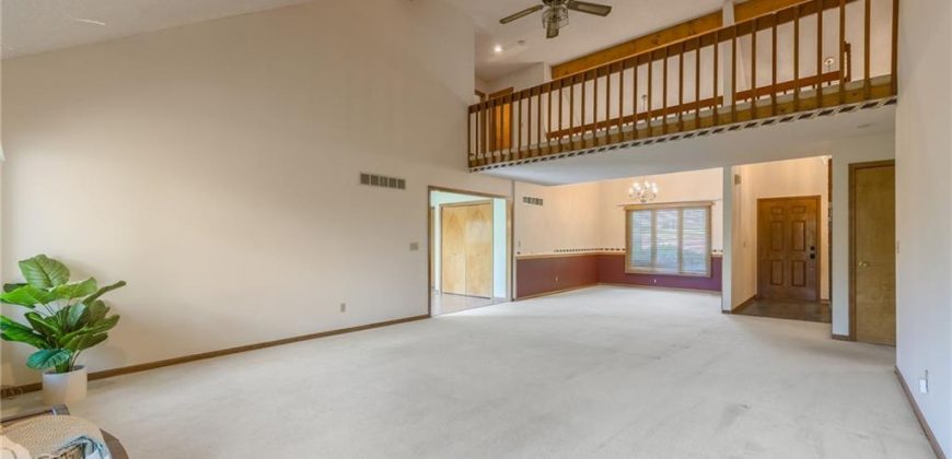 Homes for Sale in Liberty, MO 64068 | 900  Cambridge Circle