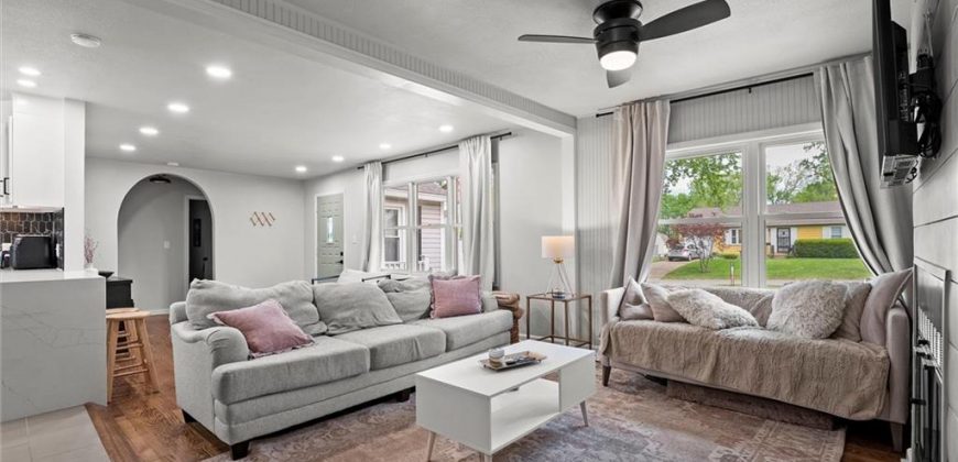 Homes for Sale in Kansas City, MO 64118 | 1001 NE 67th Place