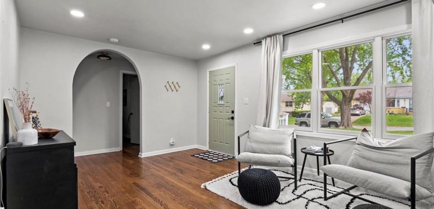 Homes for Sale in Kansas City, MO 64118 | 1001 NE 67th Place