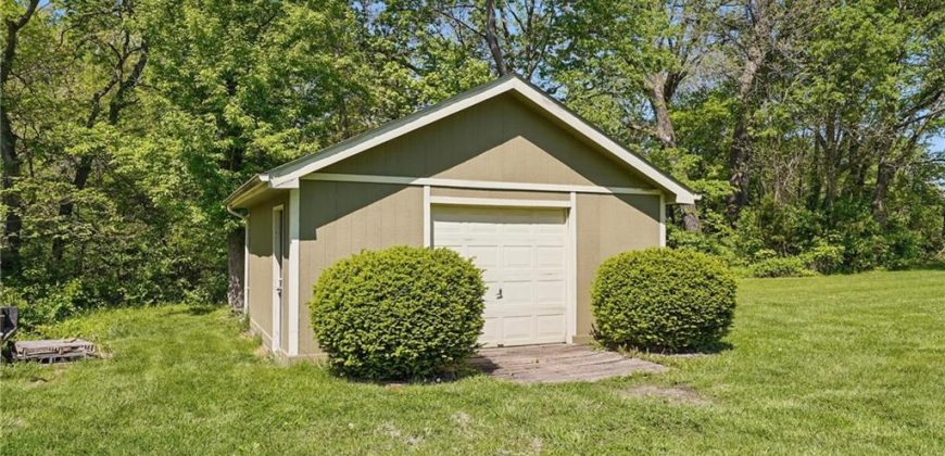 Homes for Sale in Holt, MO 64048 | 18321  Crestview Drive