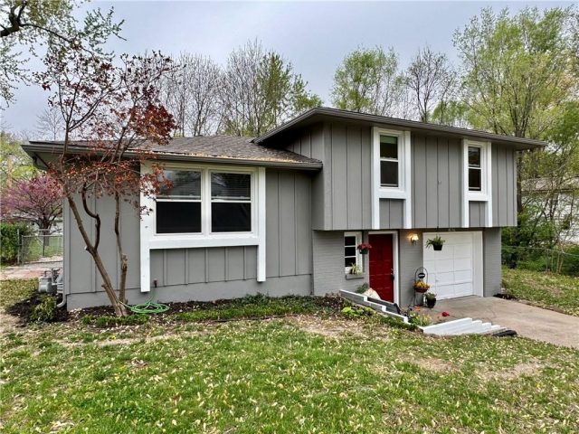 Homes for Sale in Kansas City, MO 64117 | 4036 N Spruce Ave Avenue