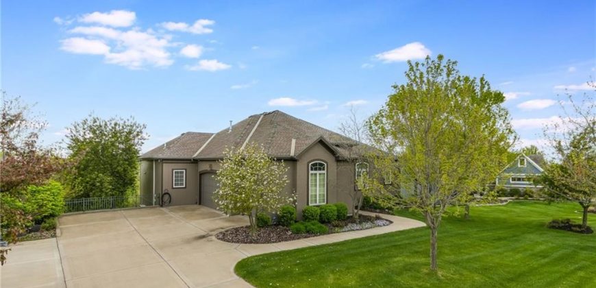 Homes for Sale in Parkville, MO 64152 | 8045 NW Emerald Court