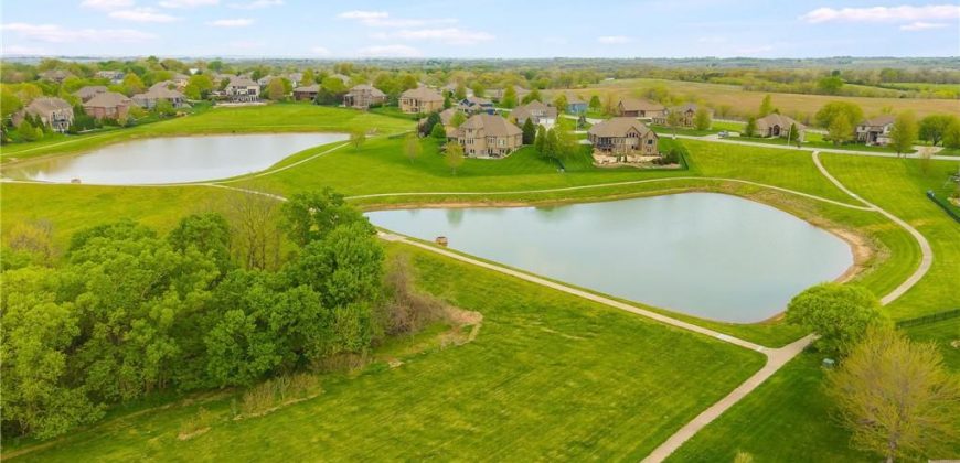 Homes for Sale in Parkville, MO 64152 | 8045 NW Emerald Court