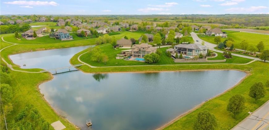 Homes for Sale in Parkville, MO 64152 | 8045 NW Emerald Court