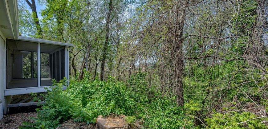 Homes for Sale in Riverside, MO 64150 | 922 NW Valley Lane