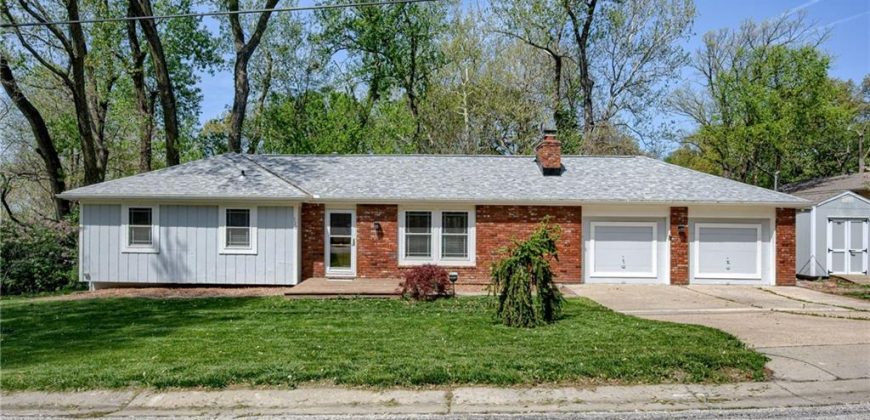 Homes for Sale in Riverside, MO 64150 | 922 NW Valley Lane