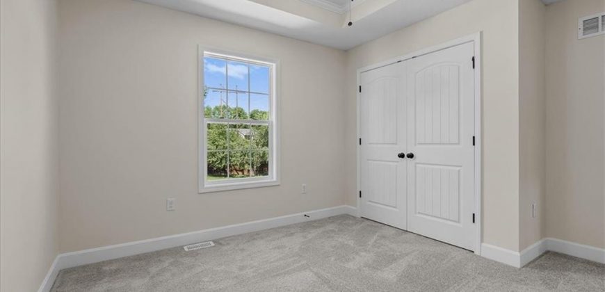 Homes for Sale in Kansas City, MO 64152 | 8111 NW 79th Place