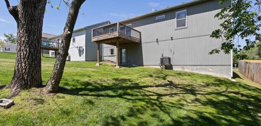 Homes for Sale in Kansas City, MO 64152 | 8111 NW 79th Place
