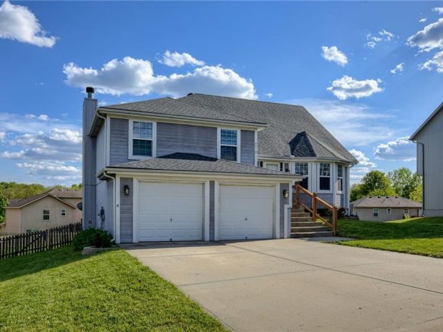 Homes for Sale in Kansas City, MO 64157 | 8403 NE 115th Terrace