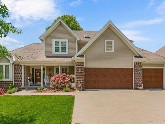 Homes for Sale in Kansas City, MO 64157 | 9008 N Hunter Avenue