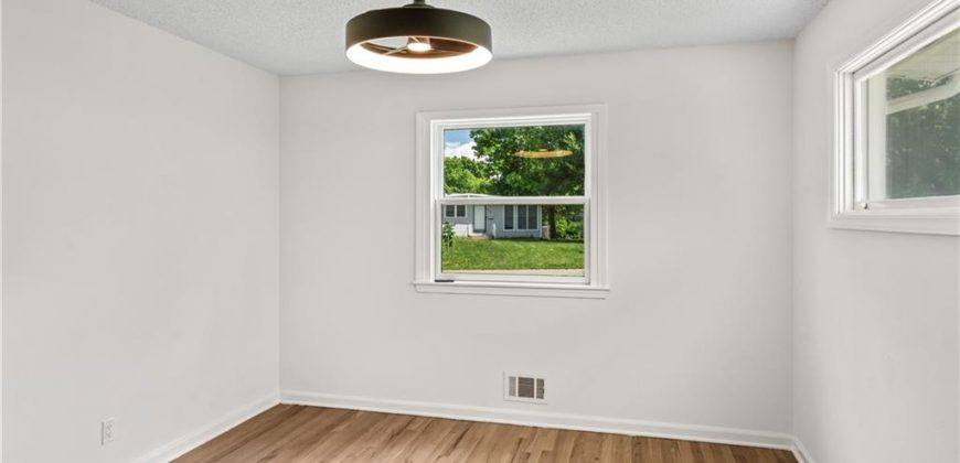 Homes for Sale in Gladstone, MO 64118 | 6310 N Howard Avenue