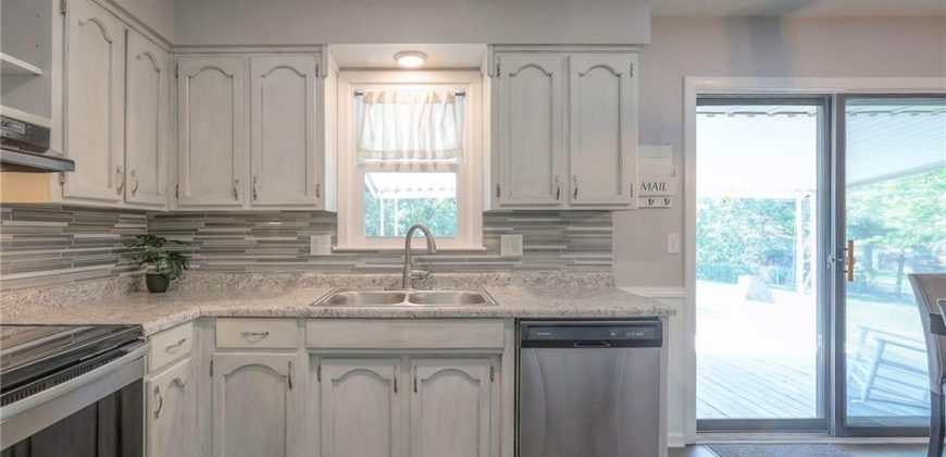 Homes for Sale in Kansas City, MO 64155 | 707 NE 114th Terrace