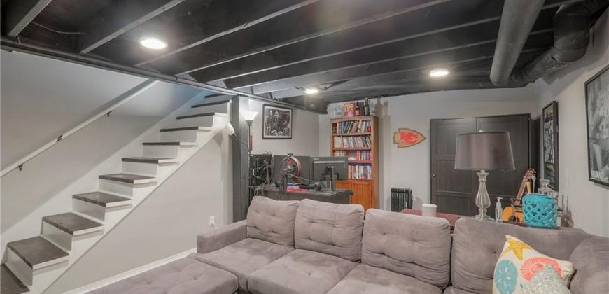 Homes for Sale in Kansas City, MO 64155 | 707 NE 114th Terrace