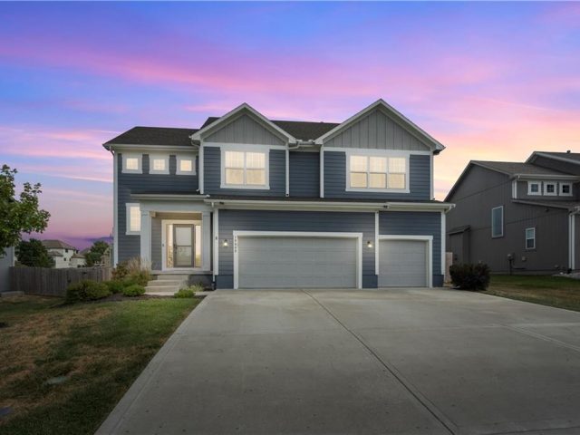 Homes for Sale in Kansas City, MO 64154 | 10605 N Fisk Avenue