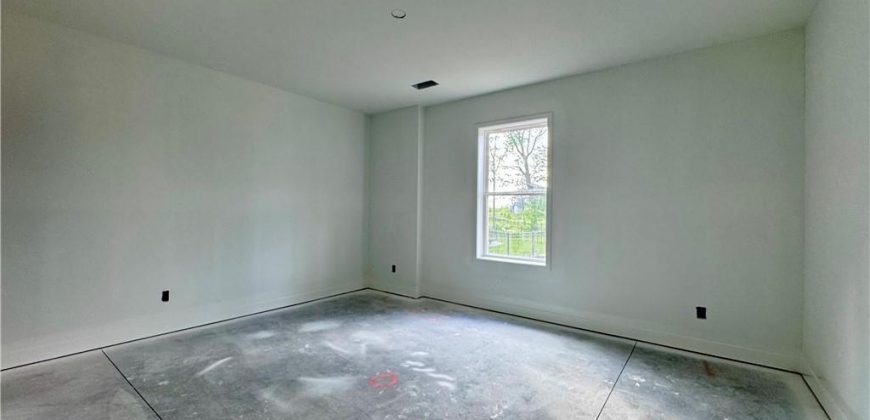 Homes for Sale in Kansas City, MO 64157 | 10332 N Potter Avenue