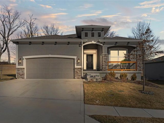 Homes for Sale in Kansas City, MO 64154 | 8715 N Allenton Avenue