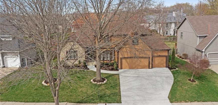 Homes for Sale in Kansas City, MO 64151 | 6308 NW 78th Street