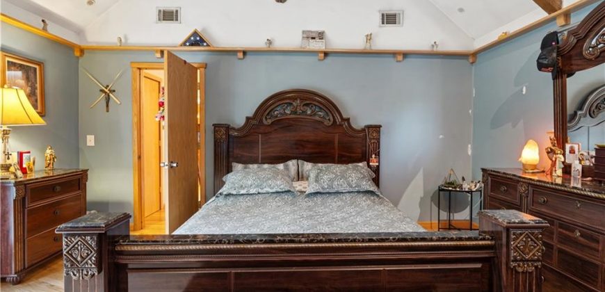 Homes for Sale in Kansas City, MO 64151 | 6814 NW Vista Avenue
