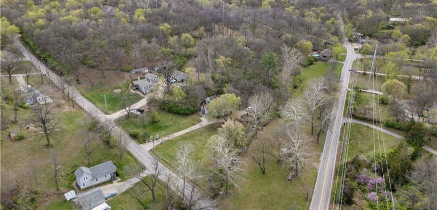 Homes for Sale in Kansas City, MO 64151 | 6814 NW Vista Avenue