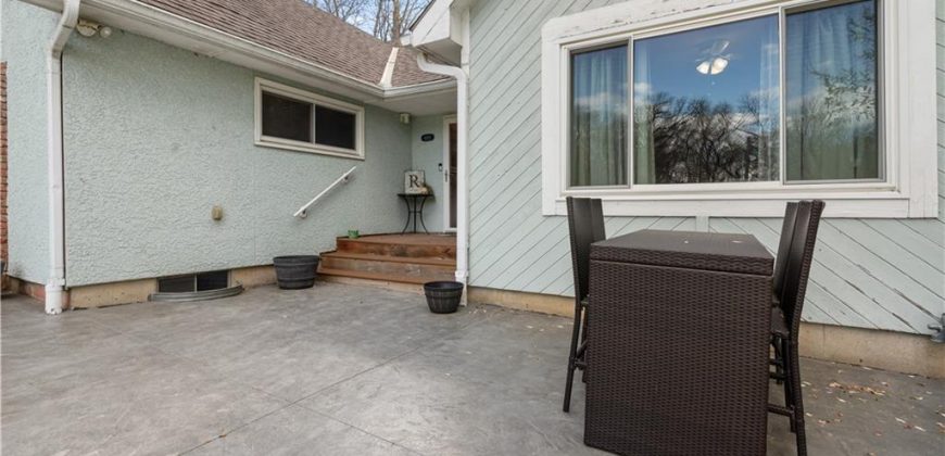 Homes for Sale in Kansas City, MO 64151 | 6814 NW Vista Avenue