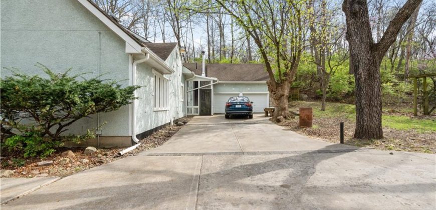 Homes for Sale in Kansas City, MO 64151 | 6814 NW Vista Avenue