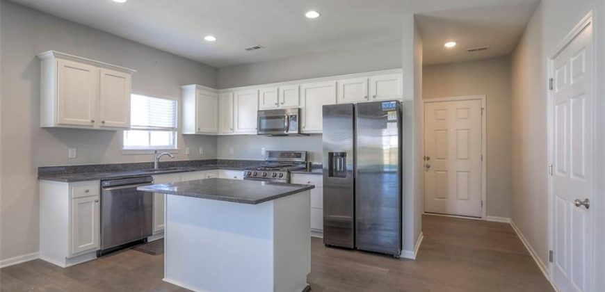 Homes for Sale in Kansas City, MO 64163 | 12334 N Pomona Avenue
