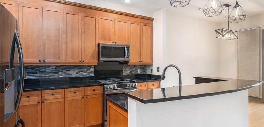 Homes for Sale in Kansas City, MO 64116 | 3800 N Mulberry Drive, Unit#206
