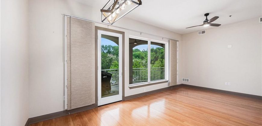 Homes for Sale in Kansas City, MO 64116 | 3800 N Mulberry Drive, Unit#206