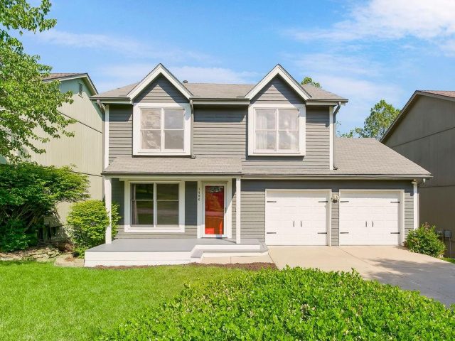 Homes for Sale in Kansas City, MO 64118 | 1406 NW 62nd Terrace