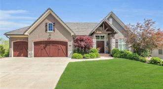Homes for Sale in Parkville, MO 64152 | 6325  Edgewater Drive