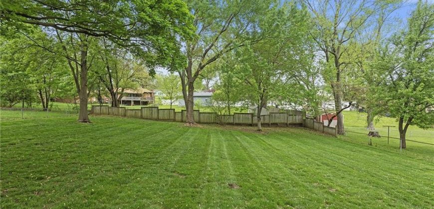 Homes for Sale in Kansas City, MO 64118 | 501 NE 74th Terrace