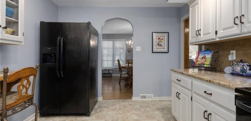 Homes for Sale in Kansas City, MO 64118 | 501 NE 74th Terrace