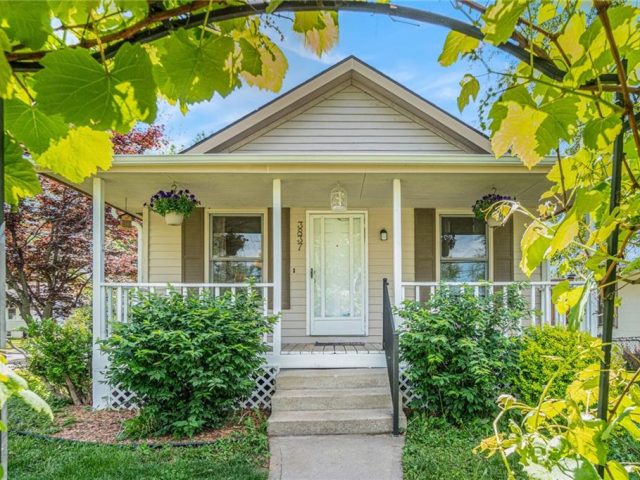 Homes for Sale in Kansas City, MO 64117 | 3837 NE Chaumiere Road