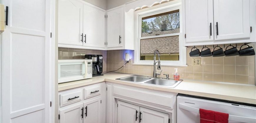 Homes for Sale in Kansas City, MO 64117 | 3837 NE Chaumiere Road