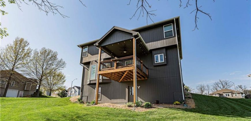 Homes for Sale in Liberty, MO 64068 | 1200  Silverleaf Court