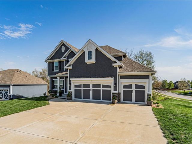 Homes for Sale in Liberty, MO 64068 | 1200  Silverleaf Court