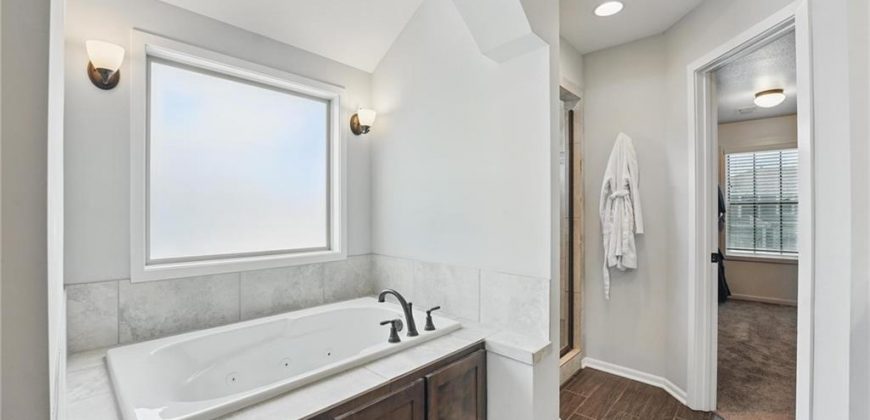 Homes for Sale in Kansas City, MO 64156 | 5228 NE 91st Street