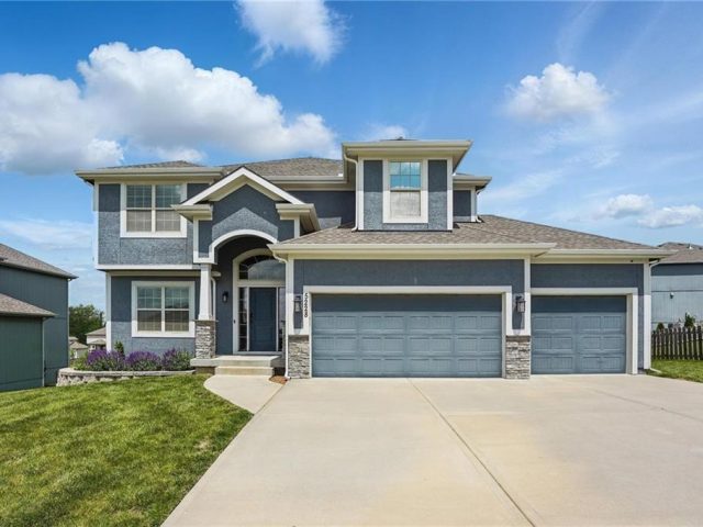 Homes for Sale in Kansas City, MO 64156 | 5228 NE 91st Street