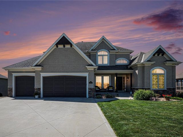 Homes for Sale in Kansas City, MO 64155 | 3009 NE 102 Terrace