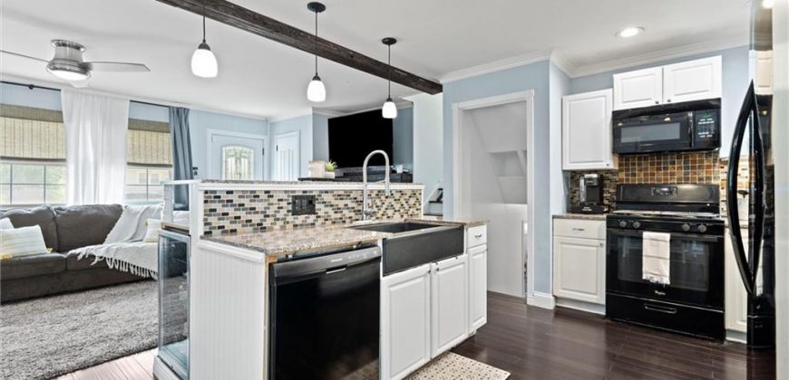 Homes for Sale in Kansas City, MO 64118 | 6202 N Euclid Avenue